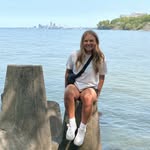 Julia Holzman - @julia.holzman - Instagram