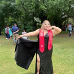 Julie Hoo - Facebook