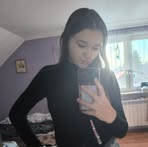 Julia Husak - Facebook