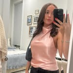 @julia.houser - Instagram