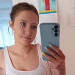 Julia Kirsch - @juliak.97 - Instagram