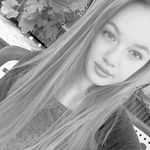 Julia Korba - @juliaaa_78 - Instagram