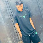 Julia Landry - @petertobi197 - Instagram