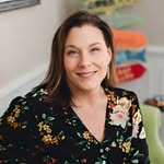 Julie Armstrong Lanham - @julie_the_travel_guru - Instagram