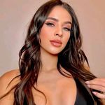 Julia Larson - @llawrencejulia - Instagram