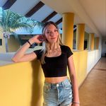 Julia Larson - @julialarsonn_ - Instagram