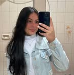 Julia Leal - Facebook