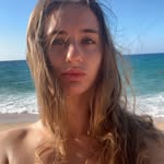 Jules - @julialeonowicz - Instagram