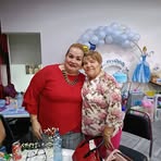 Julia Leon - Facebook