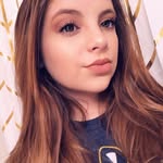 Julia Logan - @jewels._.spams - Instagram