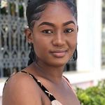 Júlia Loureiro - @julia_lukenya - Instagram