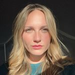 Julia MacKenzie - @julia_mackenzie - Instagram