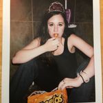 Julia Marks - @theconfessionrooms - Instagram