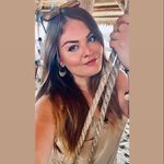 Julia Martello - @julia_martello - Instagram
