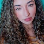 Julia Matos - Facebook
