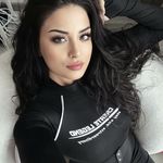 Julia McCullough - @hoho.ailoliver - Instagram