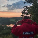 Julia McLaren - @canon_mclaren - Instagram