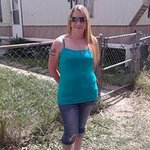 Julia Menard - @kisses_withhugs82 - Instagram