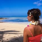 Julia Moreau - @julia.oceaniatravel - Instagram