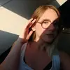julia moreau - @bis2002 - TikTok