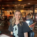 Julia Mott - @j_mott10 - Instagram