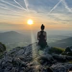 Julia | Mountain Lover | Hiking is Happiness - @julia_in_the_mountains - Instagram