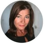 Julia Munro - @jules5520 - Instagram