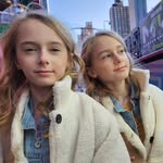 Julia & Nell Dymek - @dymek_twins - Instagram