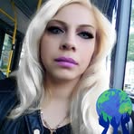 Julia Nell - Facebook