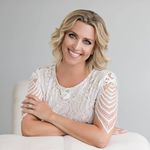 Julie Anderson Newell - @withlovejulienewell - Instagram
