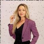 𝐽𝑢𝑙𝑖𝑎 Pecora - @kimschatze.el - Instagram