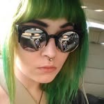 Julie Pender - @fuzz_nut.67 - Instagram