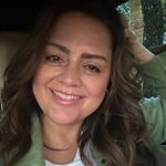 Julie Peoples - @jewelziep - Instagram