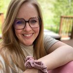 Julia Perdue - @justcleanwithjulia - Instagram