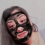 Júlia Perotti - Facebook