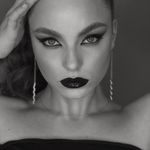 Julia! - @juliapetreanu - Instagram
