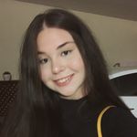 Júlia Petry - @juliaagiacomolli - Instagram