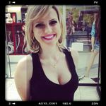 Julia Petry - @petry8051 - Instagram