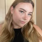 Julia Pfeifer - @jpbaxxter - Instagram