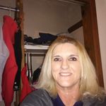 Julie Pickens - @julie.pickens.98 - Instagram