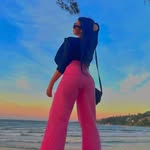 Julia Pinks - @juliapinks - Instagram