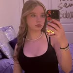 Julia Powers - @julia.powpow1 - Instagram