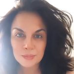 Julia Rangel - Taróloga - Astróloga - @juliarangeltarot - Instagram
