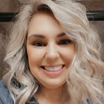 Julie Rayfield - @princessjewelieanna - Instagram