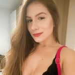 Júlia Reichert - @juliareicheert - Instagram