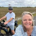 Julia Reneau Cooper - @juliarcooper - Instagram