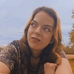 Julia Rising she/her - @julia.rising.16 - Instagram
