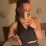 julie roux - @julie_rx11 - Instagram