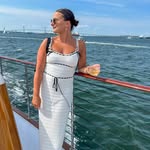 Jules - @julia_santucci - Instagram