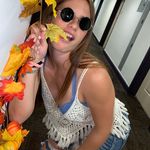 Julia Scanlon - @juliascandylion - Instagram